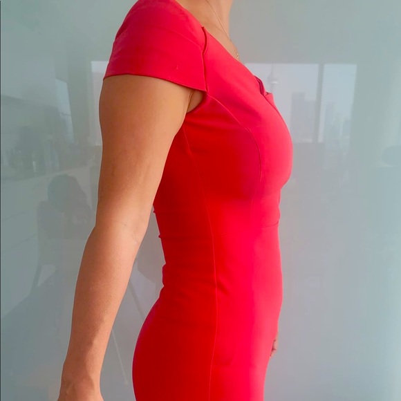 Red Dress - Picture 2 of 7